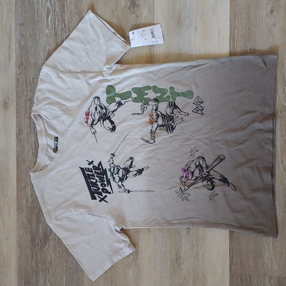 NWT Teenage Mutant Ninja Turtles Boys Graphic T-Shirt Size L
